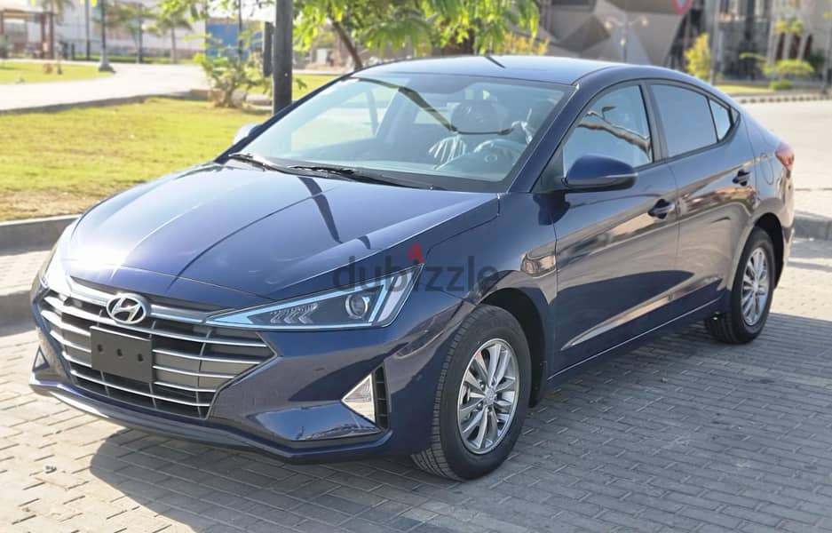 Hyundai Elantra 2025 zero 1