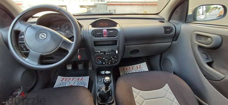 Opel Corsa 2004 1