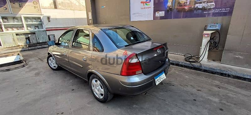 Opel Corsa 2004 4