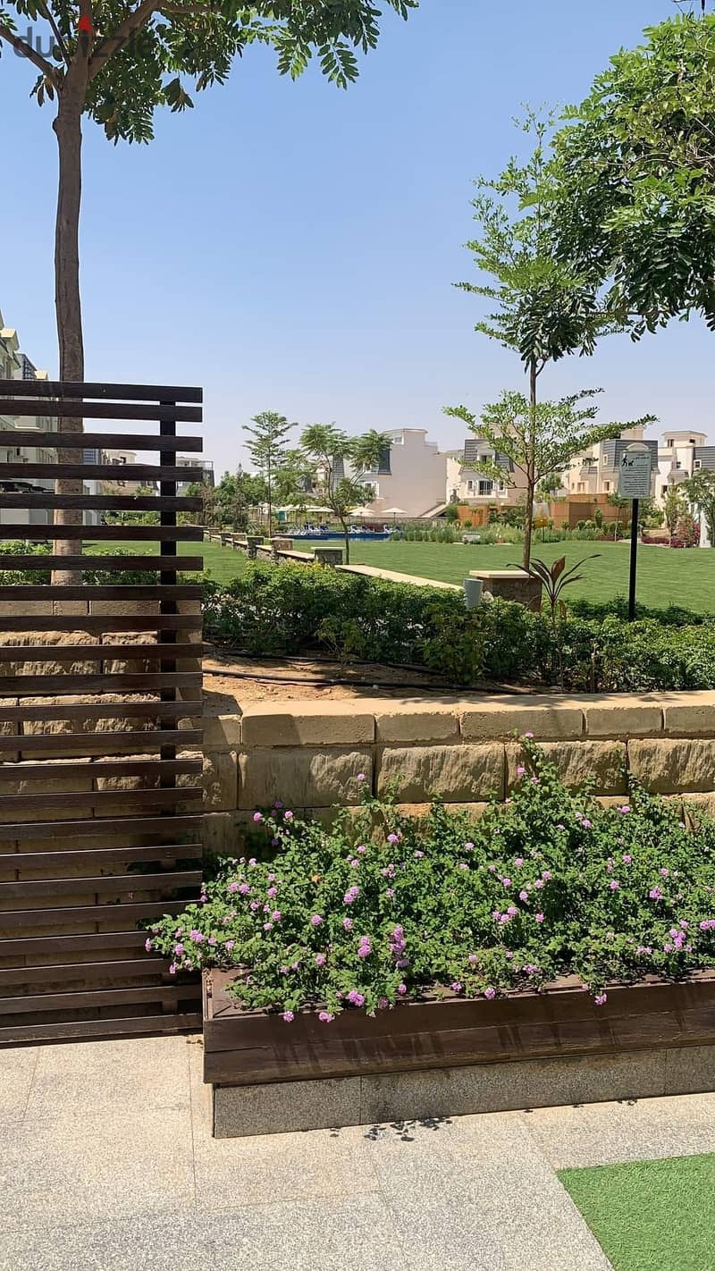 Immediate receipt in Mountain View October Townhouse Garden View in a very distinguished location in Sheikh Zayed next to Mall of Arabia 1