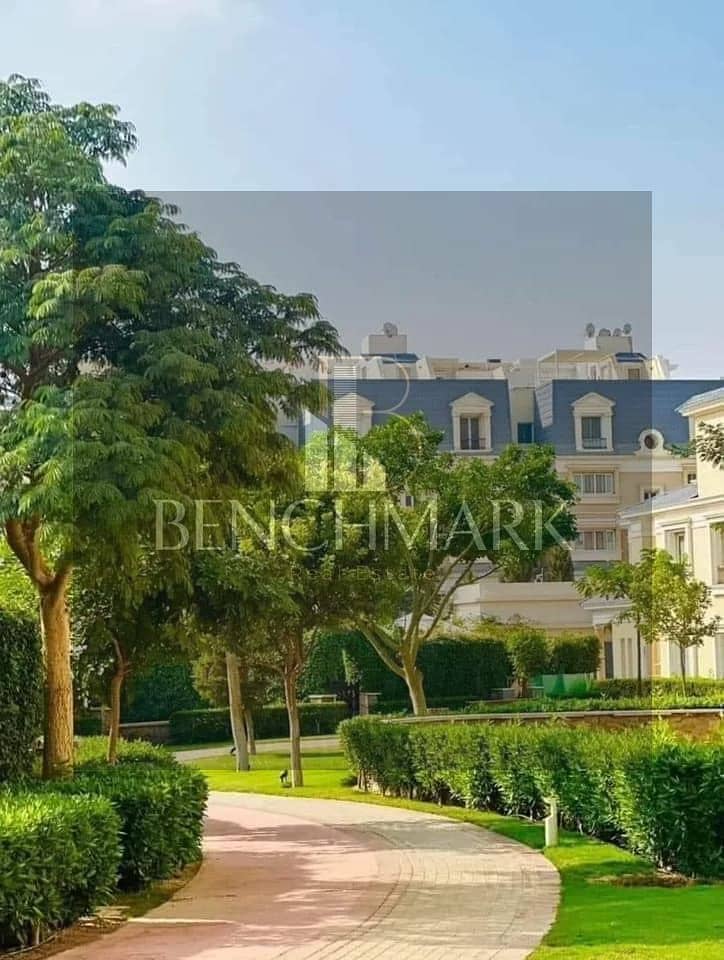 فيلا 155م للبيع في كمبوند كينجز واي مشروع شركة ماونتن فيو الجديد في مدينة 6 اكتوبر Upper Garden Villa Kingsway Compound Mountain View Company 1