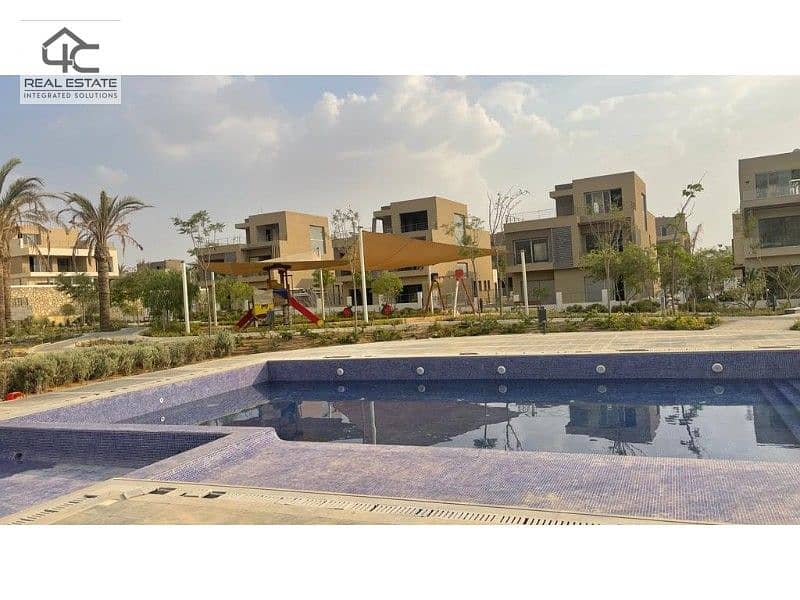 Fully finished townhouse in a prime location in the heart of New Cairo, overlooking the largest landscape 7