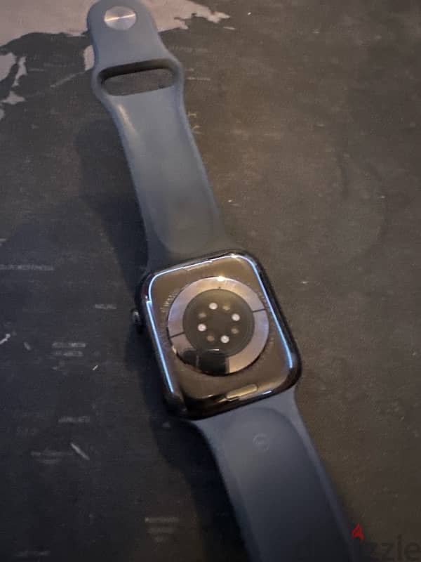 Apple watch Series 8 45mm 2