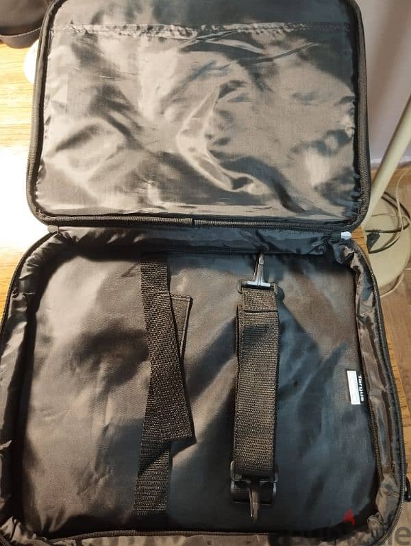 Targus Laptop Bag ( up to 15.6" ) 7