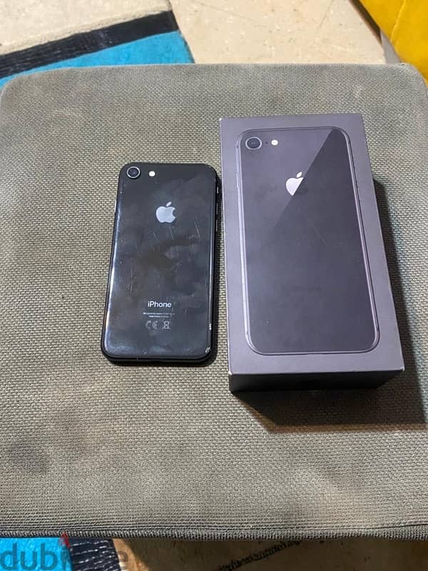 iPhone 8 بحاله زيرو 2