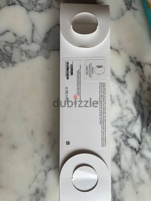 apple watch series 8 45mm starlight from the UAE 5