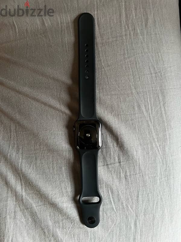 Apple SE watch 1st Gen 40 mm ساعة ابل واتش اس اي جيل 6