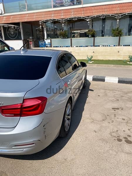 BMW 318i 2018 luxury 6