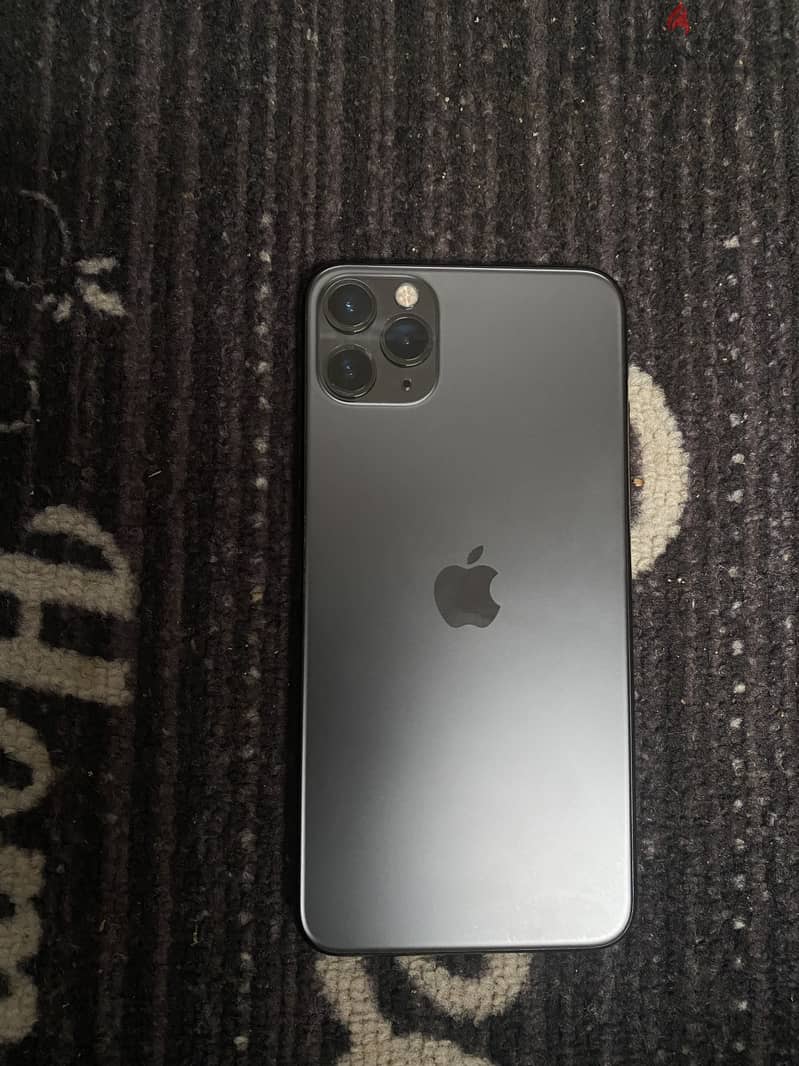 iPhone 11 Pro Max 256g 7