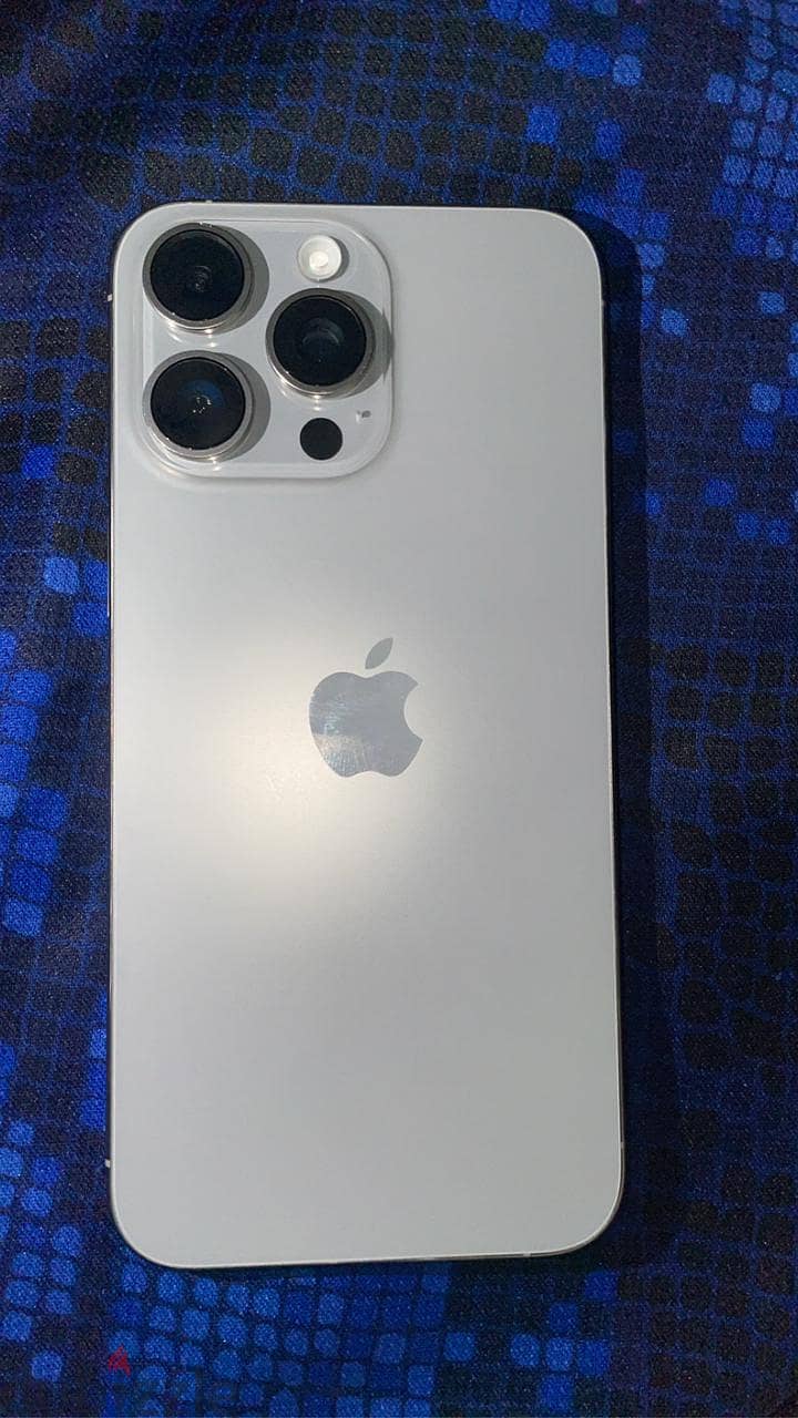 Iphone 15 pro max 1