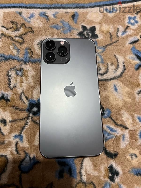 iPhone 13 pro max 256gبدون علبة 1