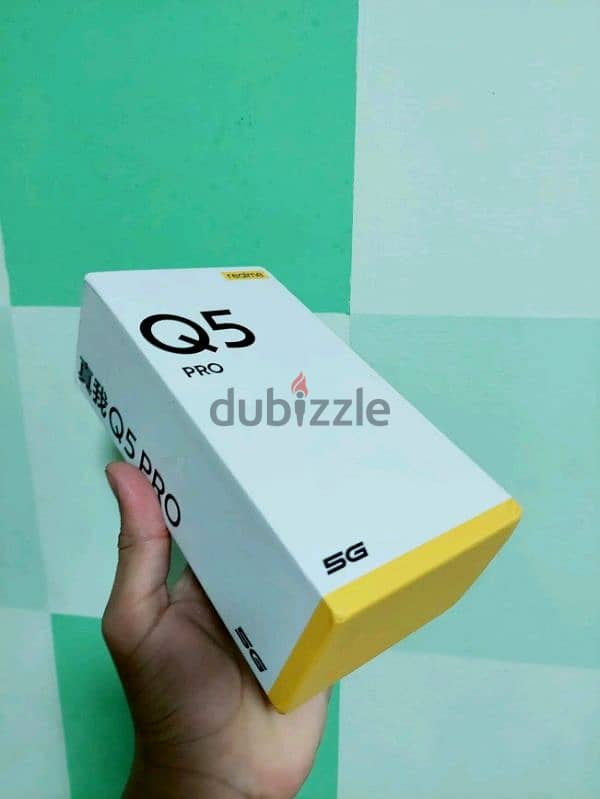 Realme Q5 Pro 5