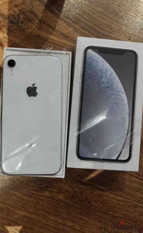 iPhone xr white 0