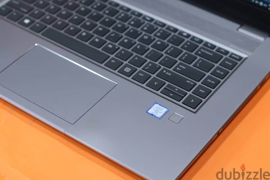 HP ZBOOK15 G5 2