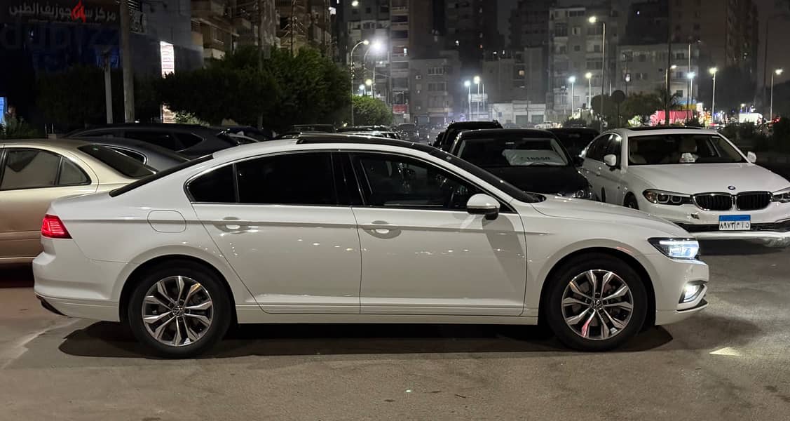 Volkswagen Passat  Comfortline 2021 Factory Paint Only 11000 Km 6