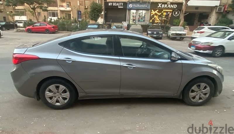 Hyundai Elantra 2012 4