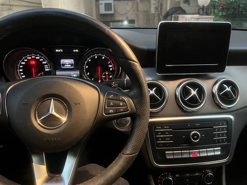 Mercedes-Benz GLA 200 2019 4