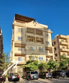 Apartment for sale, ready to move, 210 meters, super luxurious view garden, finished in Banafseg - New Cairo