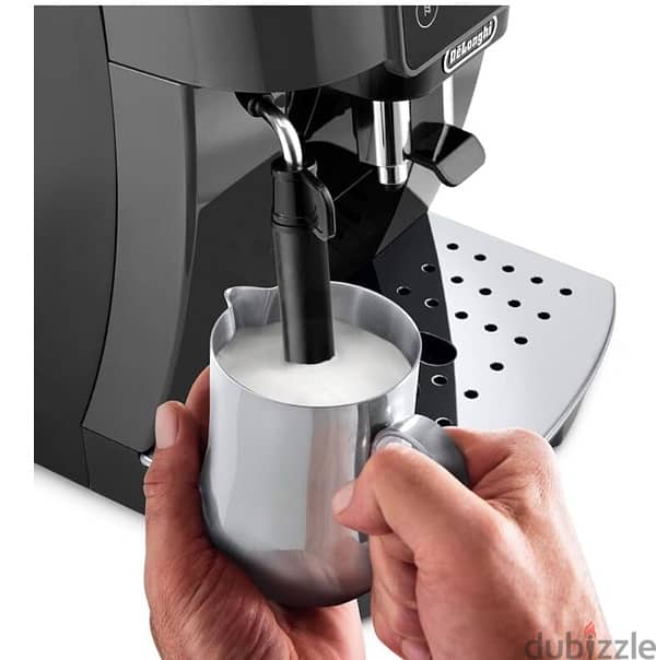 de Longhi coffee machine 3