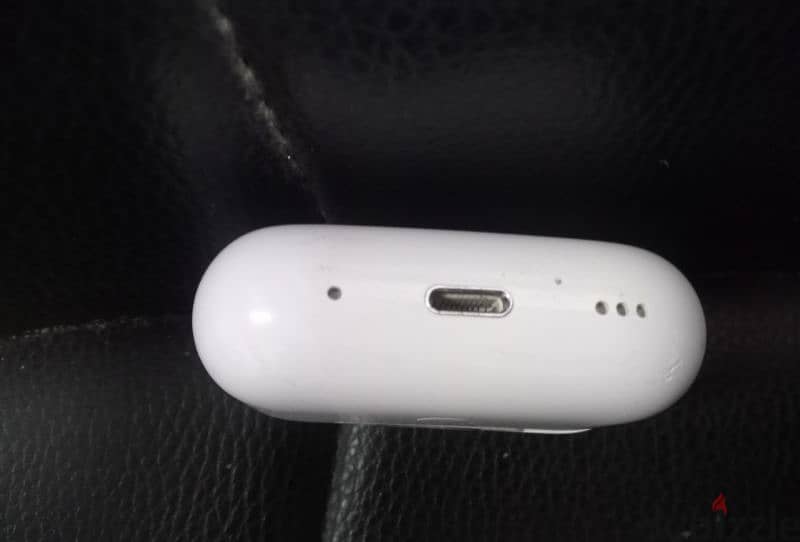 . . Apple Airpods Pro 2. . 2