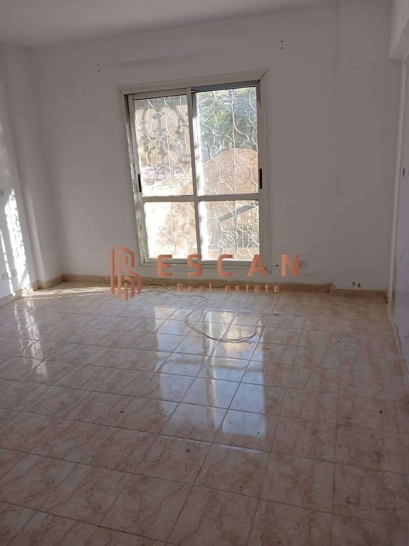 appartment for rent in al rehab at tenth phase 180+50 meter ground with garden 8