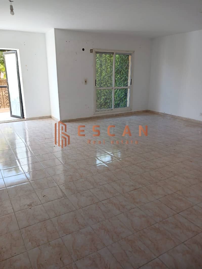 appartment for rent in al rehab at tenth phase 180+50 meter ground with garden 10