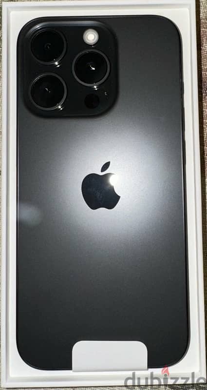 الوحيد تيرا بايت iphone 15 pro 1TB 2