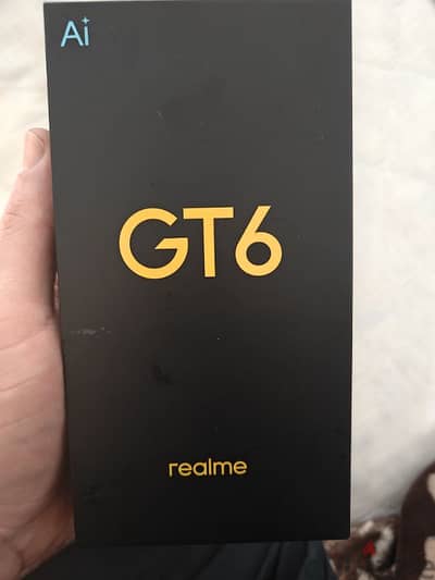 realme GT 6  Rom 256 Ram 12 GB ريلمي