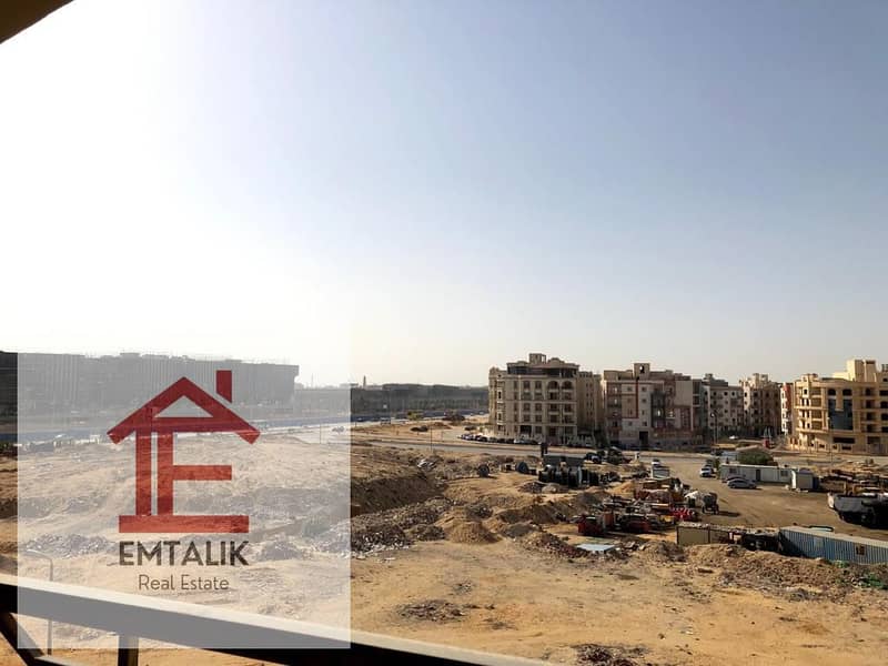 Apartment for sale in the Fifth Settlement in South Lotus, with an area of ​​175 square meters, overlooking a garden behind the New Cairo club 2