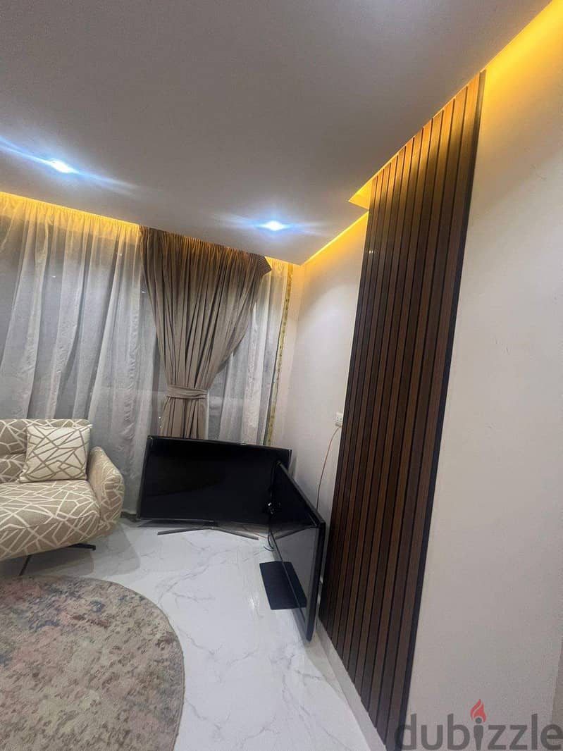 Luxurious apartment for sale location maadi (one katameya compoun 7