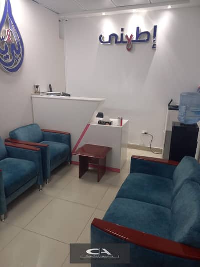 Clinic for rent, 111 square meters, 4 rooms, in a distinguished medical mall, directly on Route 90 - finished and with air conditioning, in the Fifth