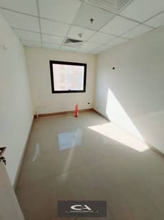 A clinic for rent 40 m one room at a special price finished and with air conditioning in the medical mall UMC in the Fifth Settlement