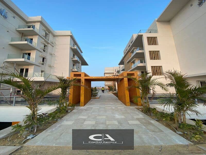 3-room apartment for sale in Mountain View iCity October | With a 10% down payment In installments over the longest repayment period A distinctive vie 3