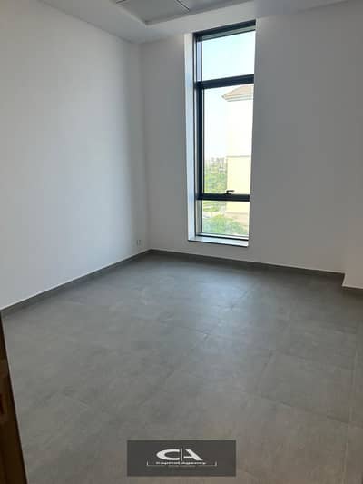 clinic 50m fully finished with Ac's for rent in Eterna - Mivida health care - New Cairo