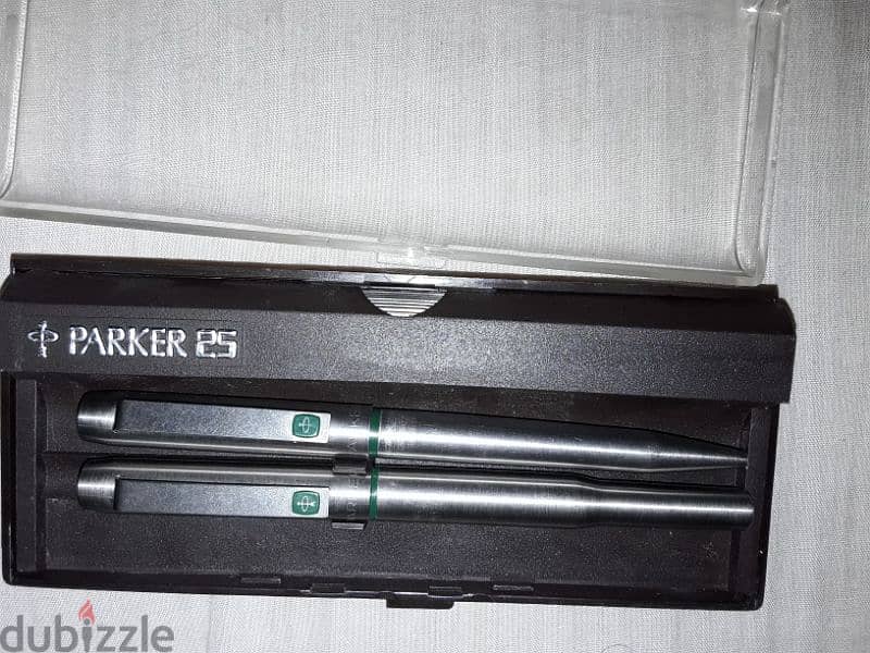 أقلام parker25 للبيع بسعر مغري بالنسبه لقيمه المنتج 1