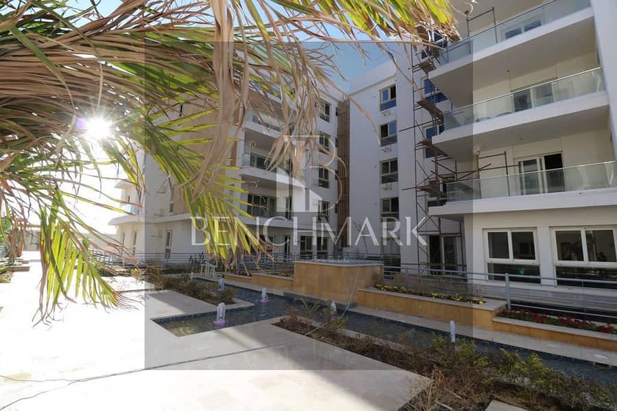 Apartment Corner for sale 160 m Mountain View iCity October Club Park Compound next to Mall of Arabia and Sheikh Zayed entrance 6