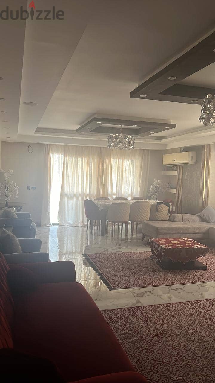 Elegant apartment for sale location maadi (Bavria) Area: 220 sq 2