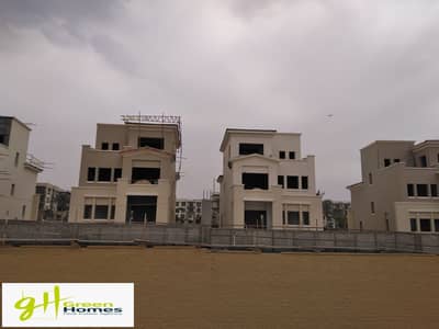 standalone for rent Fully Finished and immediate delivery with amazing price at uptown cairo