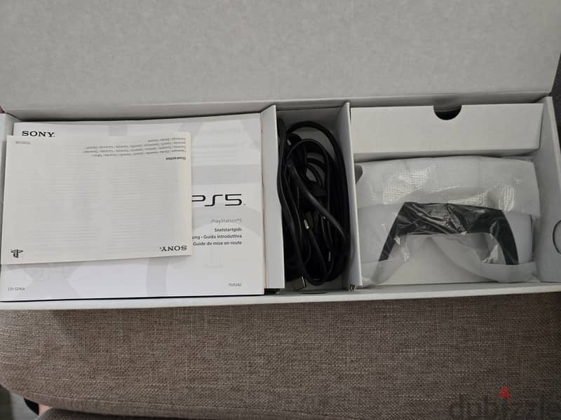 PS 5 Disc Edition (Netherlands + Optional 4 TB SSD - Almost new 5