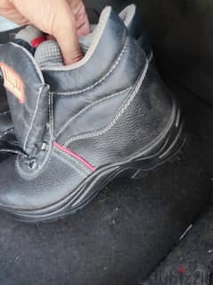 safety shoes