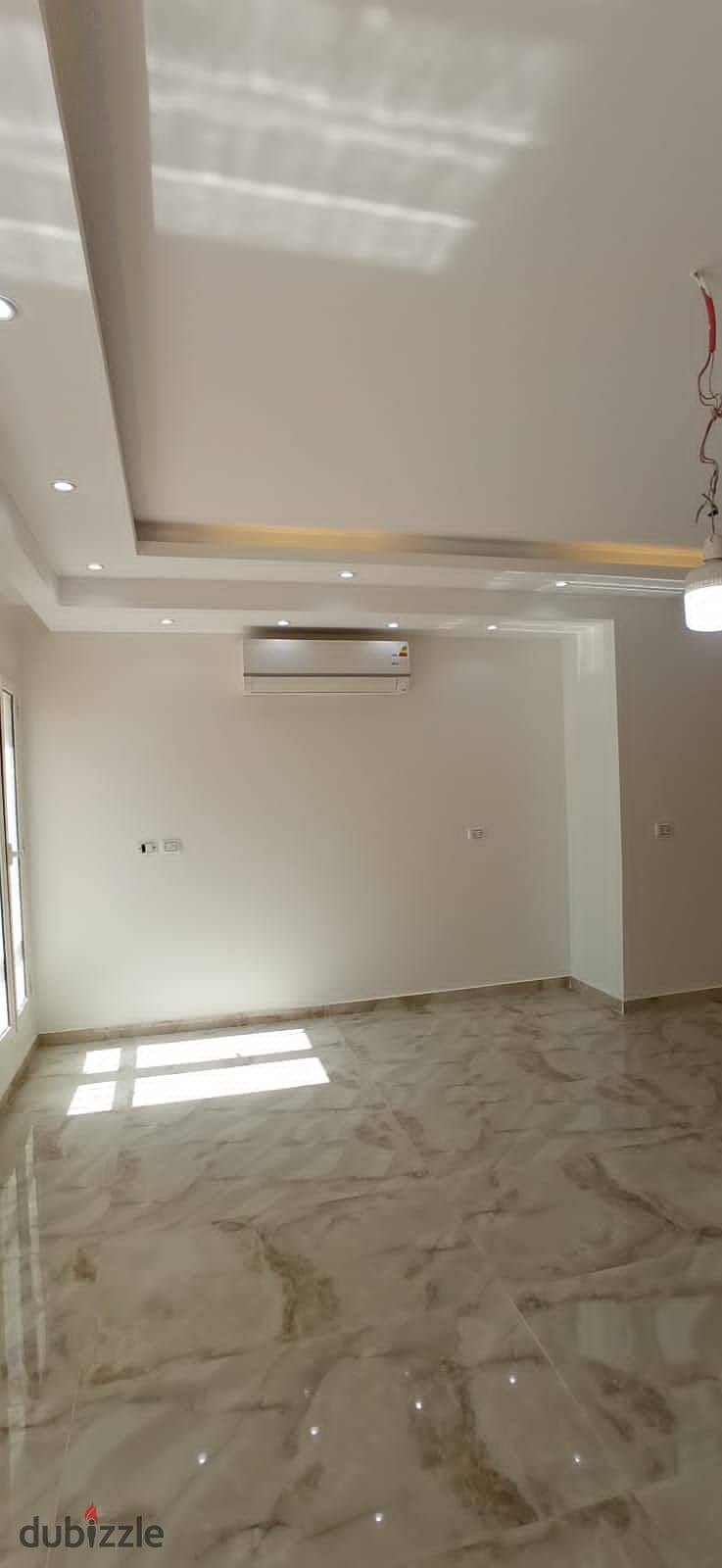 I villa 260m semi furnished for rent Compound mountain view hyde park New Cairo 27