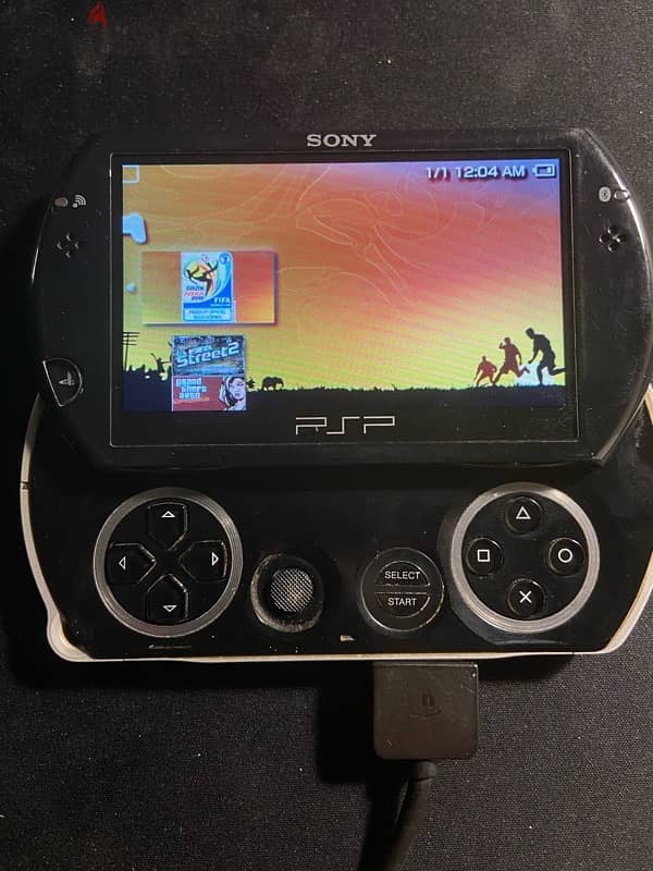 PSP GO - 16 GB 2