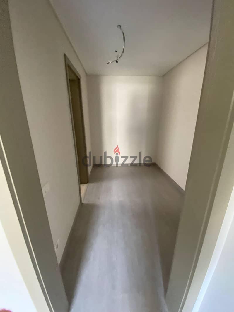 Apartment for sale at New Giza lake view  شقة للبيع بكمبوند نيو جيزة 3