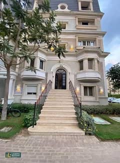 Distinctive villa of 135 sqm in the heart of October on the Ring Road, with a 5% down payment and installments over 9 years in Mountain view 0