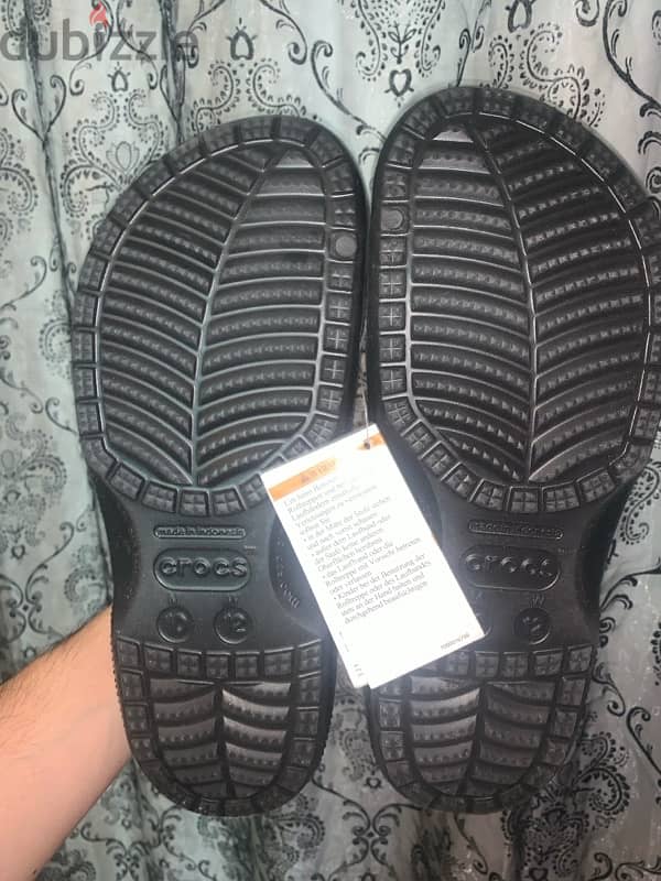 brand new original crocs كروكس بالتيكيت من امريكا 2