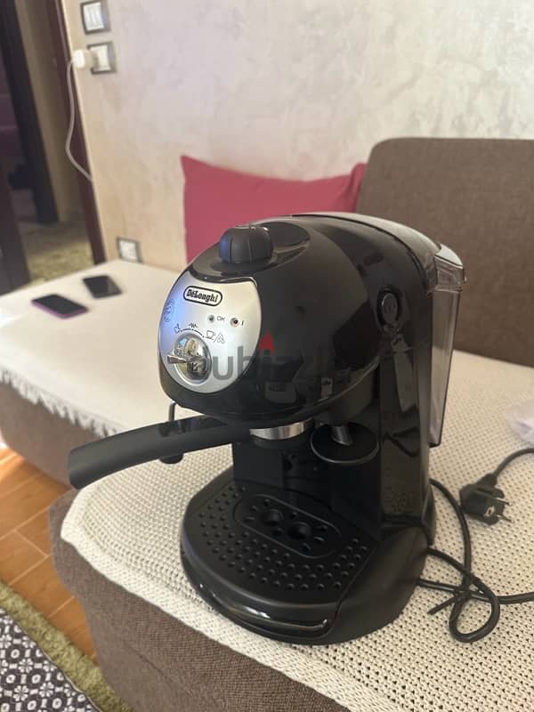 delonghi coffe machine non used 2