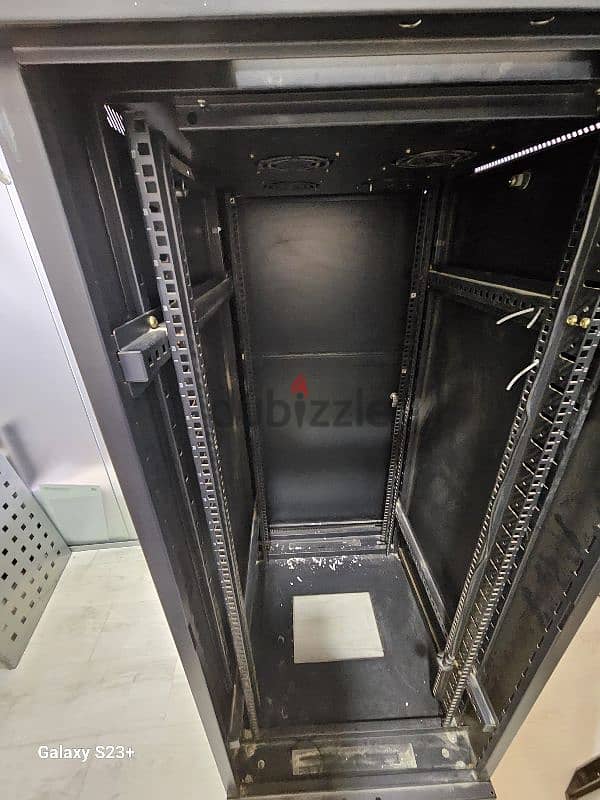 Server Racks for Sale ( 37 U + 9 U ) 5