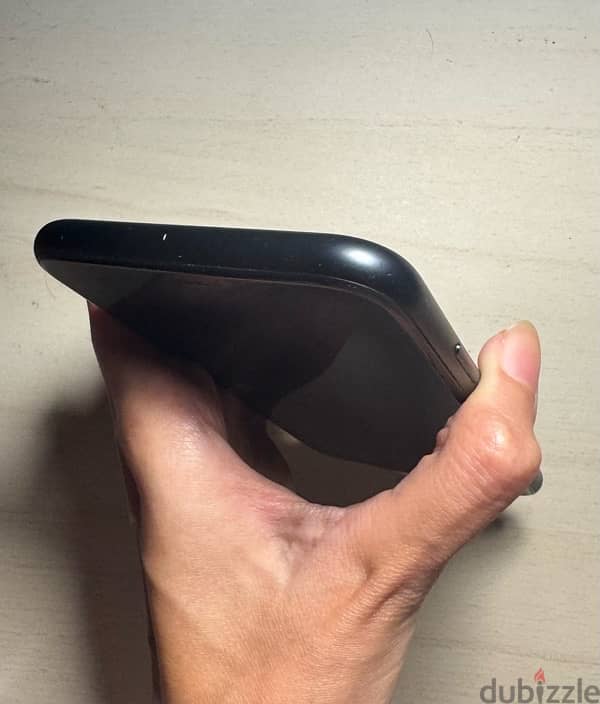 iPhone XR 128gb black 6