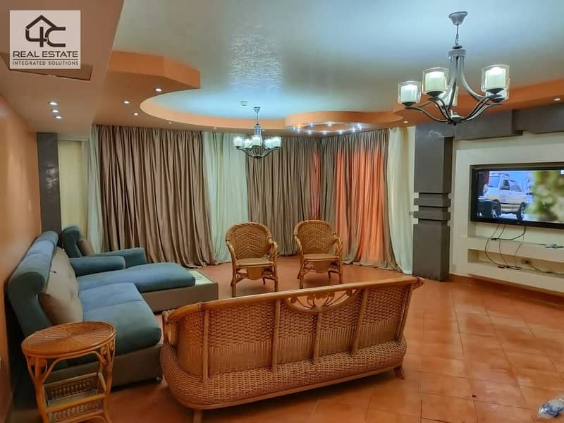 Penthouse for sale, Ready to move, for sale in Porto Sokhna, 330 square meters, 4 bedrooms, direct view on the sea, at the lowest price in the market 11