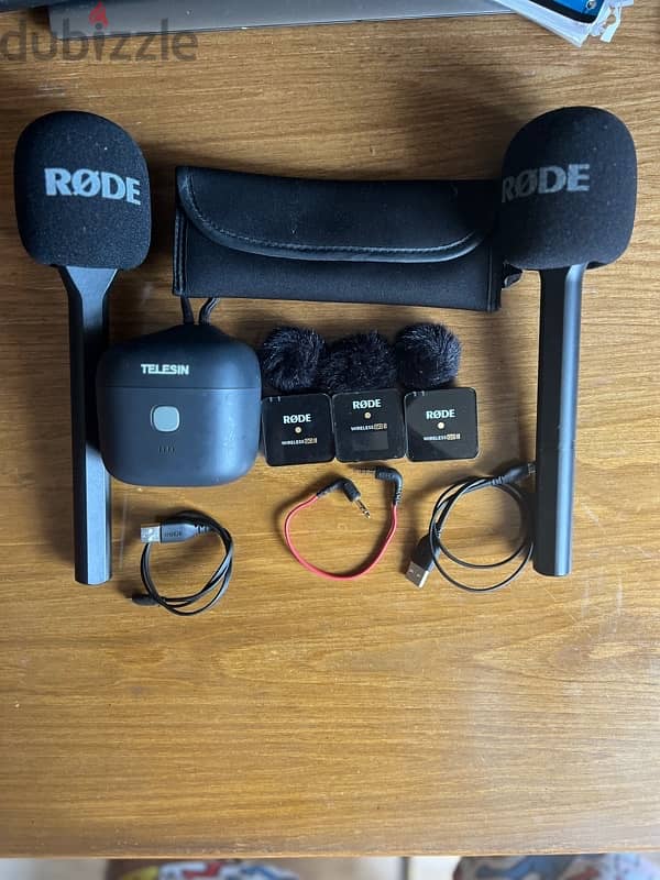 rode wireless go 2 + charging case + podcast set 2